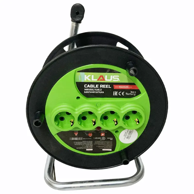 Удлинитель с катушкой 50 м, с 4-мя подключениями. Толщина меди 1,5 мм