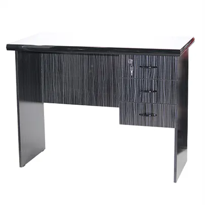 Office desk with 3 drawers, one is lockable, 120 cm (W) x 60 cm (D) x 75 cm (H).