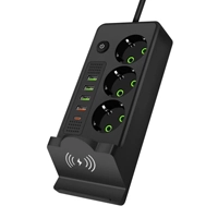 3 электрических и 3 USB,  Type-C, Micro USB, возможность беспровдной зарядки телефона тс кнопкой выключения и прочным кабелем.